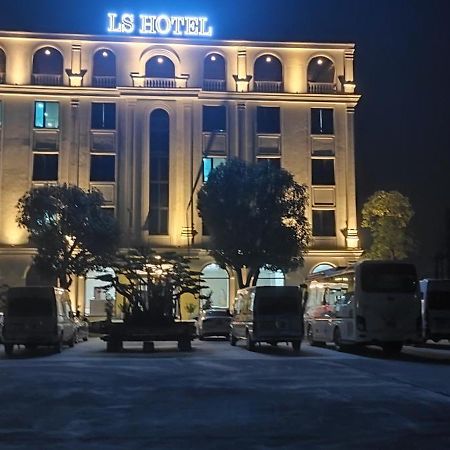 Ls Hotel Phu Ly Екстериор снимка